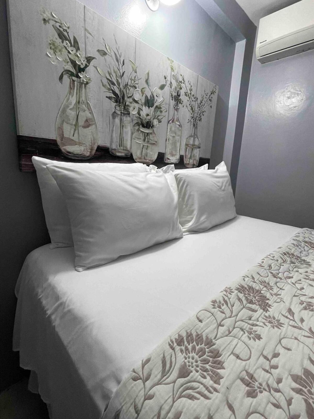 One Bedroom City Apartment Fully Ac With 24Hrs Security Kingston Dış mekan fotoğraf
