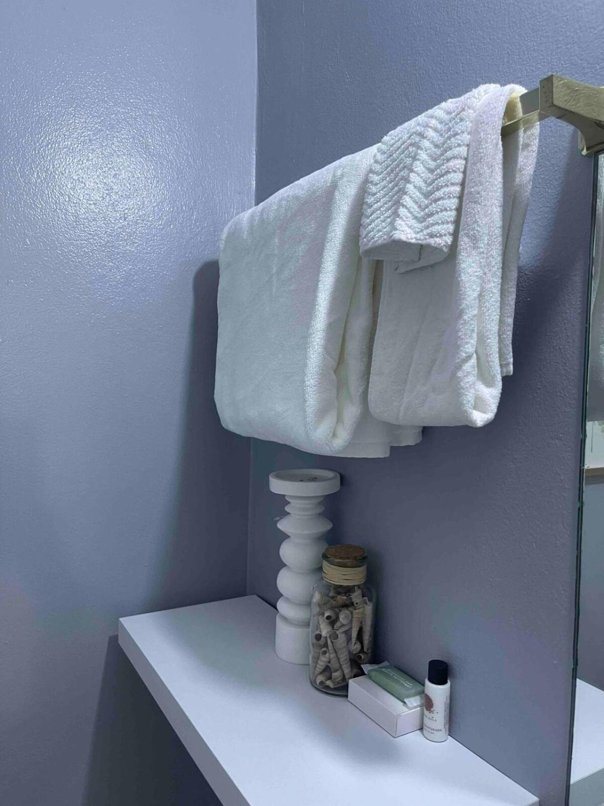 One Bedroom City Apartment Fully Ac With 24Hrs Security Kingston Dış mekan fotoğraf